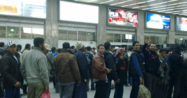 وصول 26 مصريا مرحلين من السعودية وأمريكا