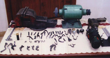 الكشف عن مصنع أسلحة نارية داخل ورشة خراطة "ميدو" فى عين شمس