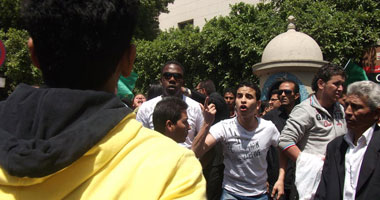 اشتباكات بين المصابين بـ"القومى لرعاية أسر الشهداء" والموظفين بالمجلس