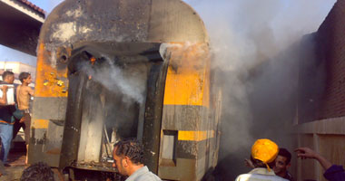 استبدال جرار قطار ركاب طنطا - القاهرة بسبب تصاعد أدخنة منه بمحطة بنها