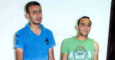 القبض على هارب من مؤبد وعاطل أثناء ترويجهما المواد المخدرة ببولاق 