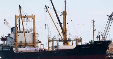 انقطاع الاتصال بين السفينة الليبية وميناء العريش