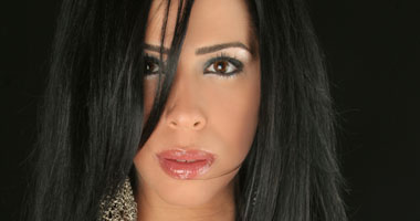 جيهان سلامة تستعد لبدء "خليج الدم"