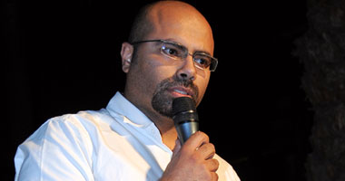 ستاند أب كوميدى فن توصيل المعانى بأسلوب ساخر 