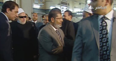 الرئيس مرسى يغادر مسجد الفتح بالزقازيق