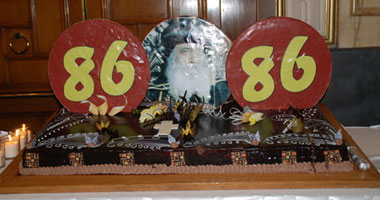 البابا شنودة يحتفل بعيد ميلاده الـ86