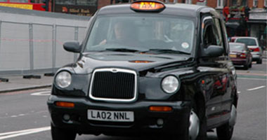 الداخلية الفرنسية تحظر استخدام التاكسى السياحى بعد إضراب سائقى الأجرة