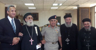 قيادات الكنيسة بالسويس يهنئون المسلمين بعيد الفطر المبارك