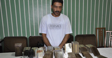 سقوط عاطل وبحوزته 13 كيلو حشيشًا قبل ترويجها بالمرج