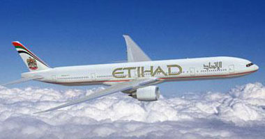 طيران الاتحاد الإماراتى يعلق الرحلات إلى موسكو ابتداء من الغد 