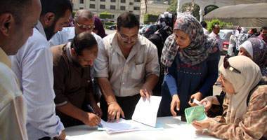 إقبال كبير على اللجان النقابية للمعلمين بمصر الجديدة 