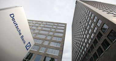 دويتشه بنك يتكبد خسارة 832 مليون يورو فى الربع الثالث بسبب إعادة هيكلة