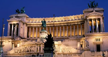 روما تستعين بمصور سينمائى حاصل على أوسكار لإضاءة المنتدى الرومانى