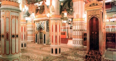 5 آلاف موظف يهيئون المسجد النبوى لضيوف الرحمن