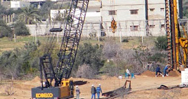 إسرائيل تبدأ فى تشييد الجدار الفولاذى على طول الحدود المصرية
