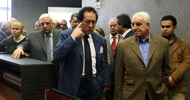 بالصور.. "حسنى" و"حواس" يتفقدان مشروع "المتحف الجديد"