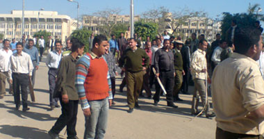 بيان من جامعة الفيوم يدين طلاب الجامعة ويقلب الحقائق 