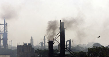 عضو بالبرلمان العالمي للبيئة: استخدام الطاقة المتجددة حل لأزمة تلوث هواء مصر