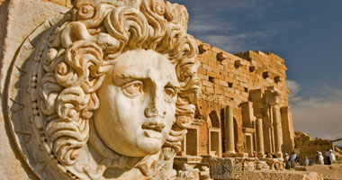 الأسطورة الإغريقية ولعنة ميدوزا 
