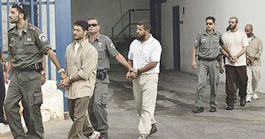 أهالى المعتقلين الأردنيين يزورونهم بسجون إسرائيل