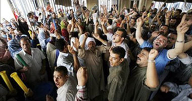 تظاهر 5 آلاف عامل بغزل المحلة اعتراضا على منشور "نقابة النسيج"