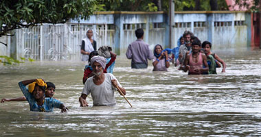 الأمطار تعوق جهود الإنقاذ فى شمال الهند الذى اجتاحته الفيضانات 