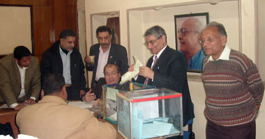 عبد الرازق يخسر موقع أمين عام التجمع 