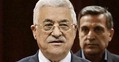 عباس يصدر عفوا عن ضابط حكم عليه بالسجن لانتقاده مشاركته فى جنازة بيريس