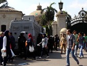 تكثيف أمنى أمام جامعة القاهرة تحسبا لتظاهرات طلاب المرحلة الثالثة للتنسيق