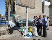 محافظ الإسكندرية يقود حملة مكبرة لضبط نباشى القمامة