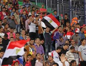 مشجع مصرى أمام تشاد: خايف أموت قبل ما أشوف بلادى فى كأس العالم