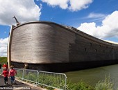 بالصور.. هولندى يبنى سفينة نوح ليظهر عظمة الله فى إنقاذ مخلوقاته