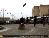 بالصور.. "داعش" تقطع رؤوس مواطنين فى سوريا بعد اتهامهم بـ"سب الدين"