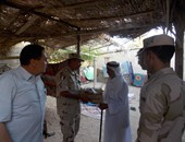 بالصور.. الجيش الثالث يوزع لحوم الأضحية على أهالى جنوب سيناء