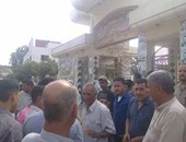 أهالى أشمون يحاصرون مركز الشرطة ويحطمون المستشفى لمقتل شاب بالمنوفية