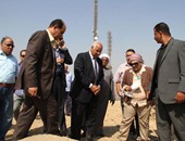 محافظ القاهرة يعطى إشارة بدء حملة لإزالة صخور المقطم 