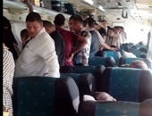 صحافة المواطن.. شكوى من تكدس الركاب داخل قطار الدرجة الأولى أسوان القاهرة