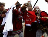 مشجعو بيرو يتسلحون بالسحر للحد من سرعة "سانشيز"