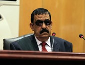 القاضى يخرج محمود غزلان من القفص ويواجهه بتهم منسوبة إليه بـ"عمليات رابعة"