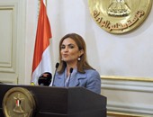 وزيرة التعاون الدولى تغادر المؤتمر الصحفى لحضور اجتماع بمجلس الوزراء