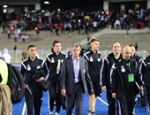 أخطاء جوركوف وأنانية اللاعبين تهدد الجيل الذهبى للجزائر
