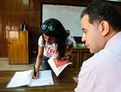 شباب المصريين فى الخارج يؤمنون اللجان الانتخابية بالسفارات والقنصليات