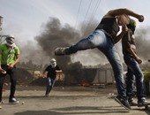 بالصور.. إصابة 8 فلسطينيين فى مواجهات مع قوات الاحتلال على حدود غزة
