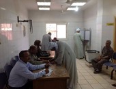 إقبال متزايد لكبار السن والسيدات على لجان الانتخابات فى مركز طما بسوهاج