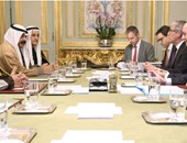 أمير الكويت يدعو الرئيس الفرنسى لزيارة بلاده لبحث عدة قضايا