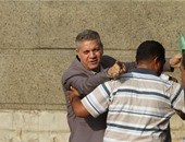 بالفيديو.. وصول حمدى الفخرانى المحكمة لحضور محاكمته بتهمة "الإبتزاز واستغلال النفوذ"