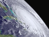 الإعصار واكين يضرب جزر الباهاما قبل توجهه للساحل الشرقى الأمريكى
