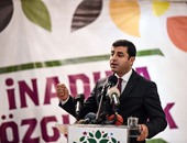 البرلمان التركى يناقش رفع الحصانة عن زعيم اكبر حزب مؤيد للأكراد