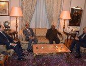 وزير الخارجية يستقبل رئيس بعثة الاتحاد الإفريقى لمتابعة الانتخابات