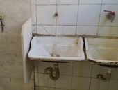 صحافة المواطن.. دورات مياه مدرسة المستقبل بـ15 مايو غير صالحة للاستخدام